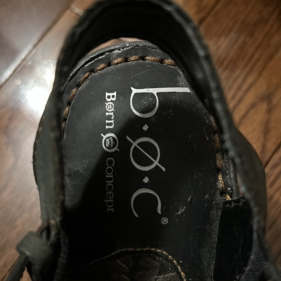 Born Platform Black Sandals- Size 7- Excellent Condition - Picture 5 of 11